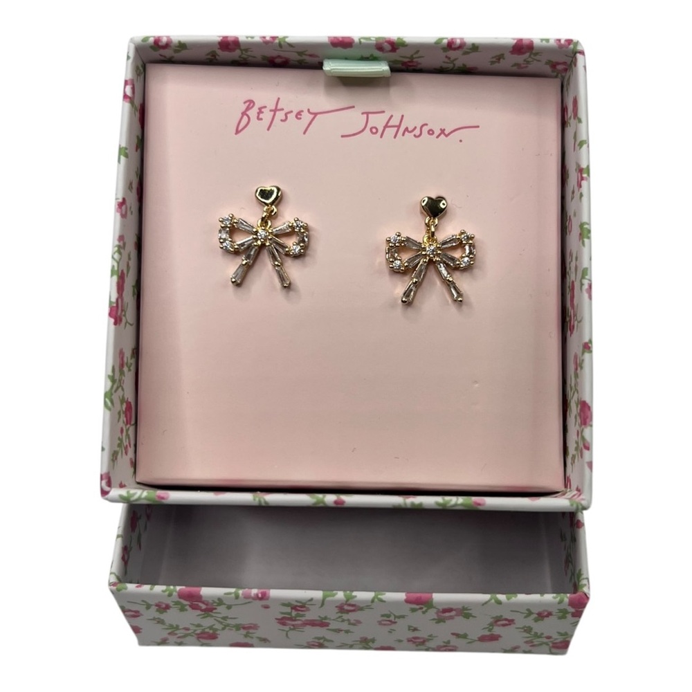 Betsey Johnson New In Box Gold Bow Earrings